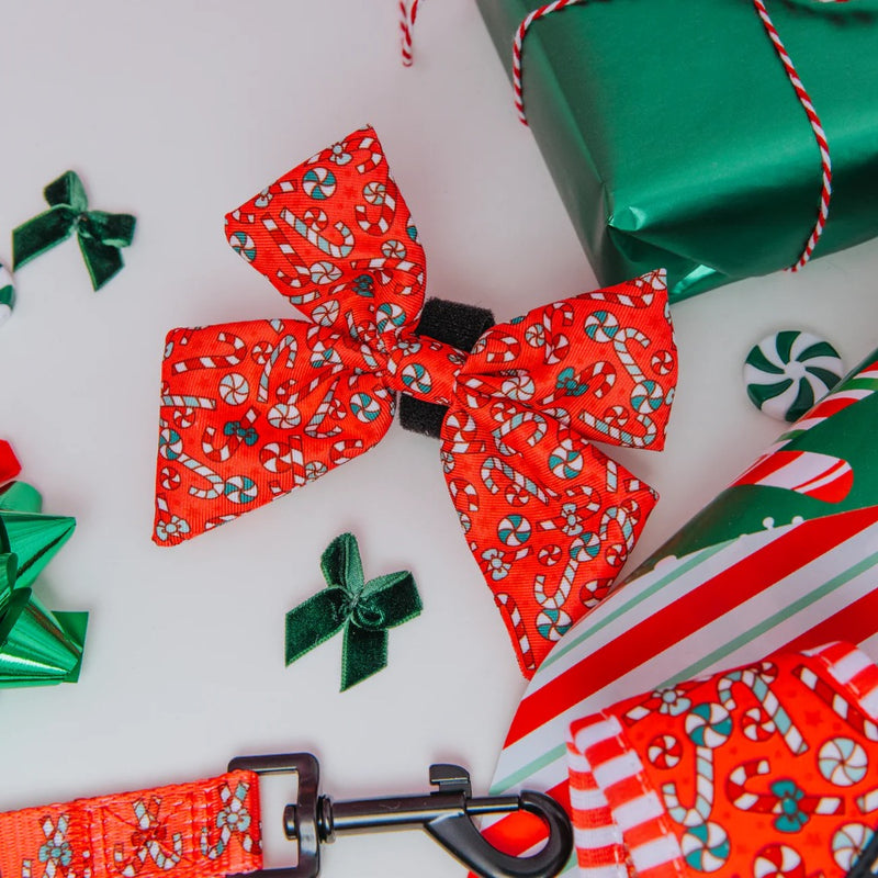 Sassy Woof Dog Sailor Bow- Puppermint Twist