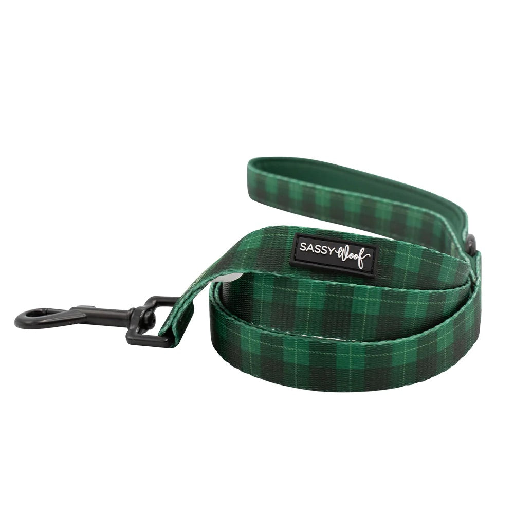 Sassy Woof LEASH - BARKS OF HOLLY