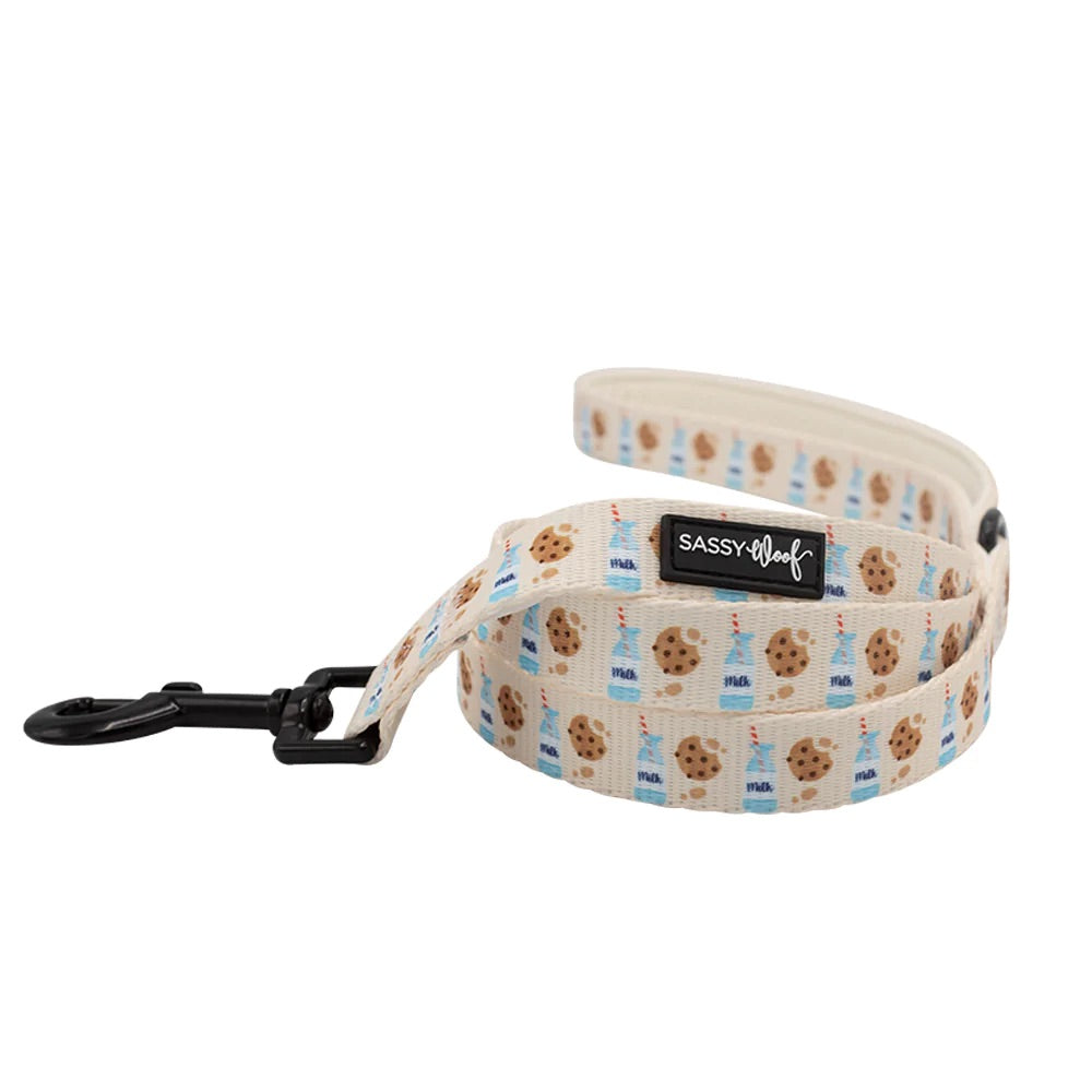 Sassy Woof LEASH - DREAMS CRUMB TRUE